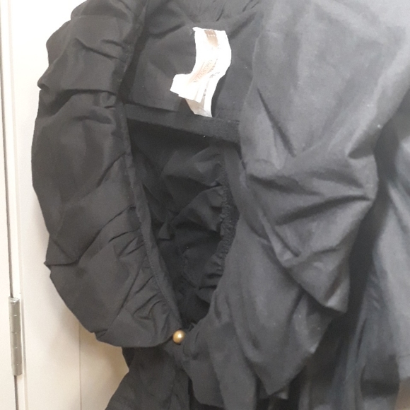 Black puffed crop jacket - Picture 3 of 7